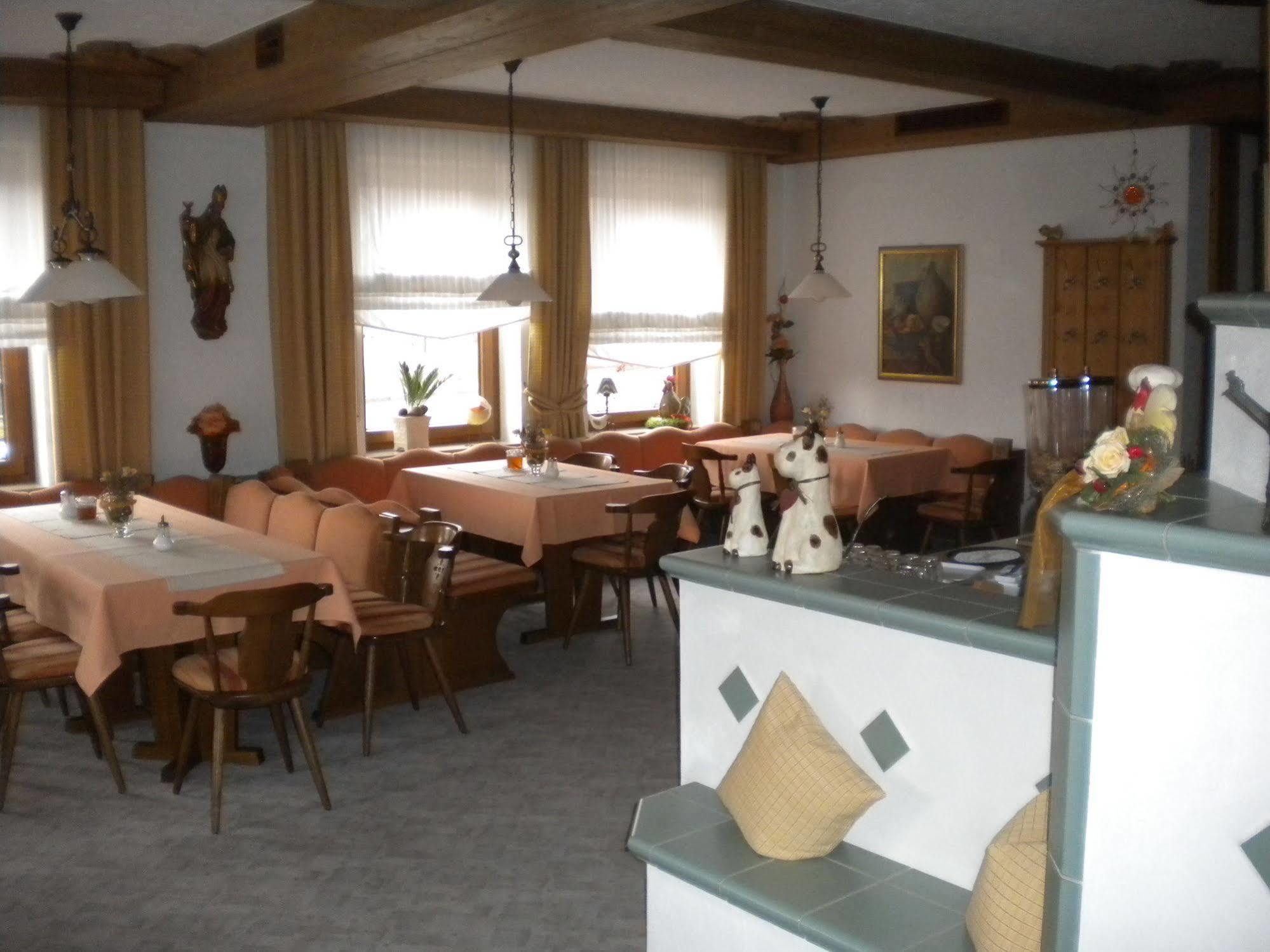 Hotel Garni Illertal Altenstadt  Buitenkant foto